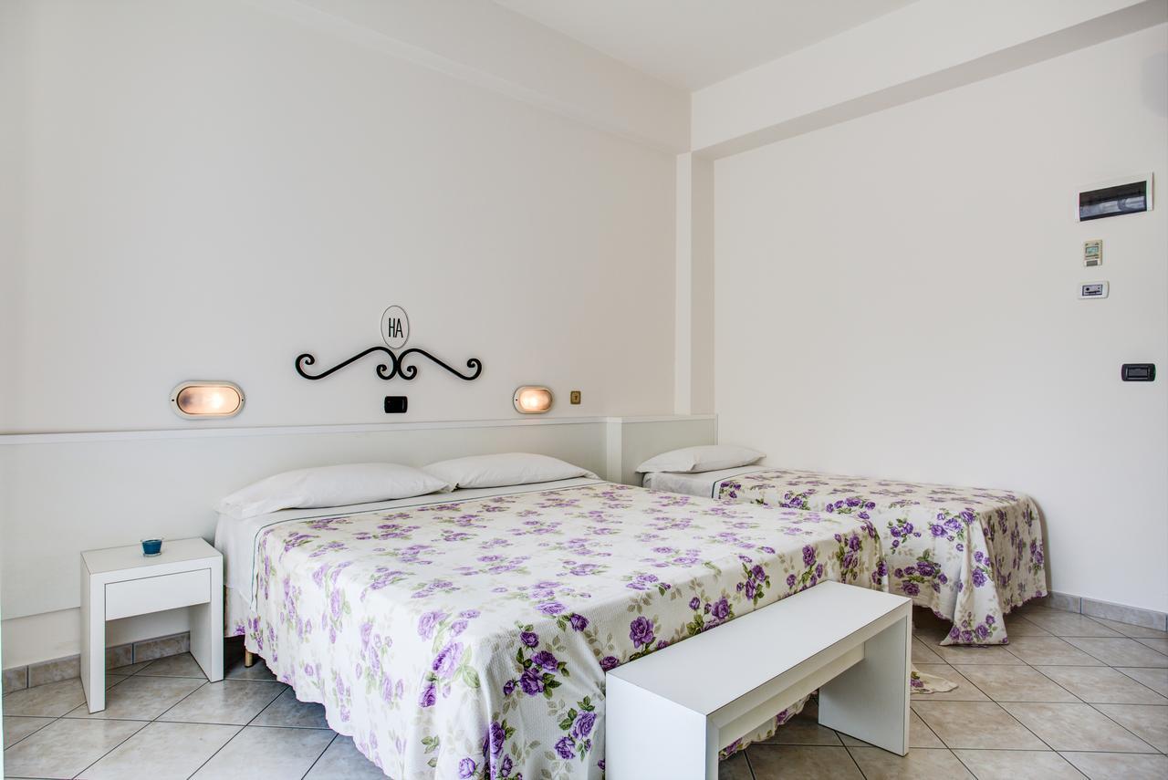 Ancora Hotel & Residence Cattolica Exteriér fotografie