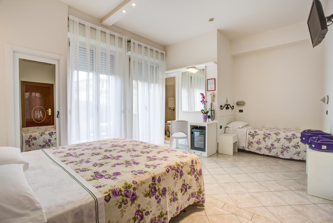 Ancora Hotel & Residence Cattolica Exteriér fotografie